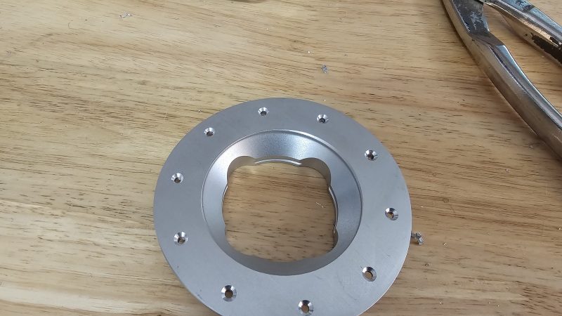 RH Fuel Tank – Deburring