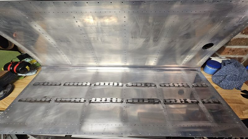 RH Fuel Tank – Sealing/Riveting Stiffeners