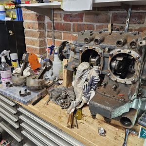 Engine Teardown – Stripping Cylinders, Removing Conrods & Accessories